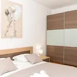 Doris דירה זאדאר