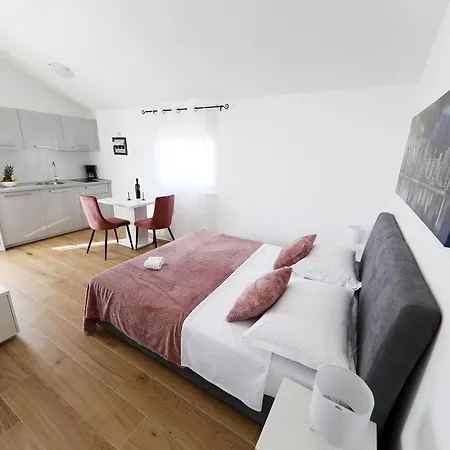 Doris Apartament Zadar