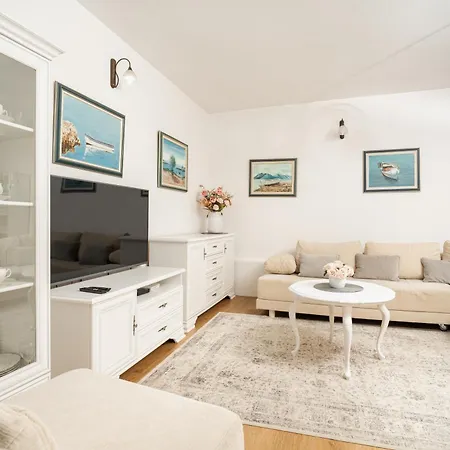 Apartamento Doris *