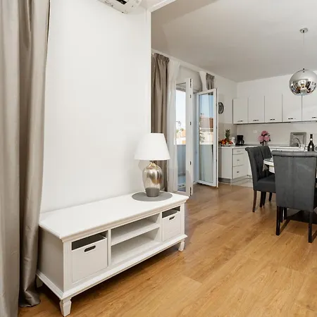 Apartamento Doris Zadar