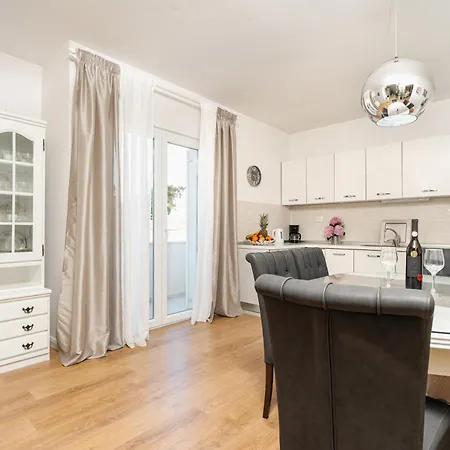 Doris Apartamento