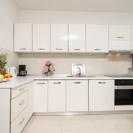 Apartamento Doris *